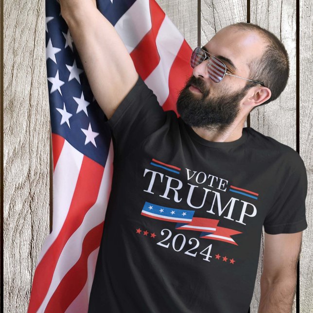 Trump 2024 T-Shirt (Von Creator hochgeladen)