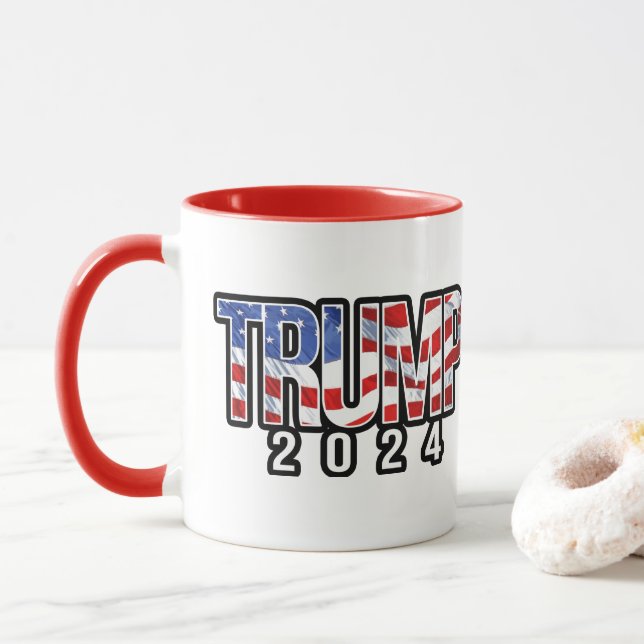 Trump 2024 Waving Flag Tasse (Mit Donut)