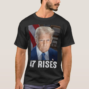 Trump 47 steigt Inaugurationsfoto von Donald Trump T-Shirt
