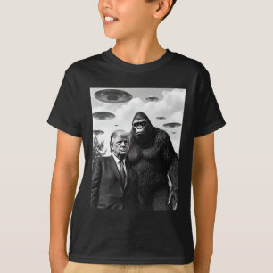 Trump Bigfoot UFO Außerirdische Begegnung Außerird T-Shirt