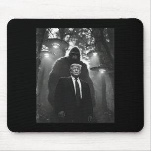 Trump Bigfoot UFO Außerirdische Begegnung Uap Inva Mousepad