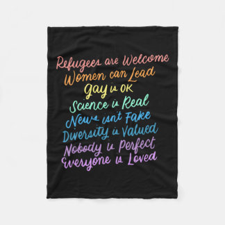 Trump Diversity Science Refugees Liebe Womens Righ Fleecedecke