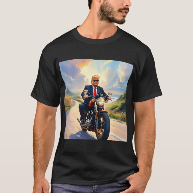 Trump fährt Motorrad Beautiful Road America USA T-Shirt (Vorderseite)