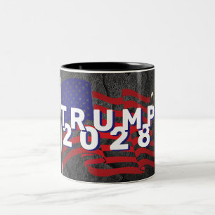 Trump Flag 2024 und Bald Eagle Zweifarbige Tasse