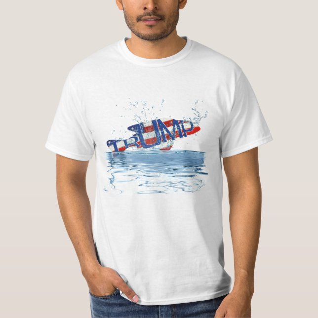 Trump Flag Fisch im Wasser T-Shirt (Vorderseite)