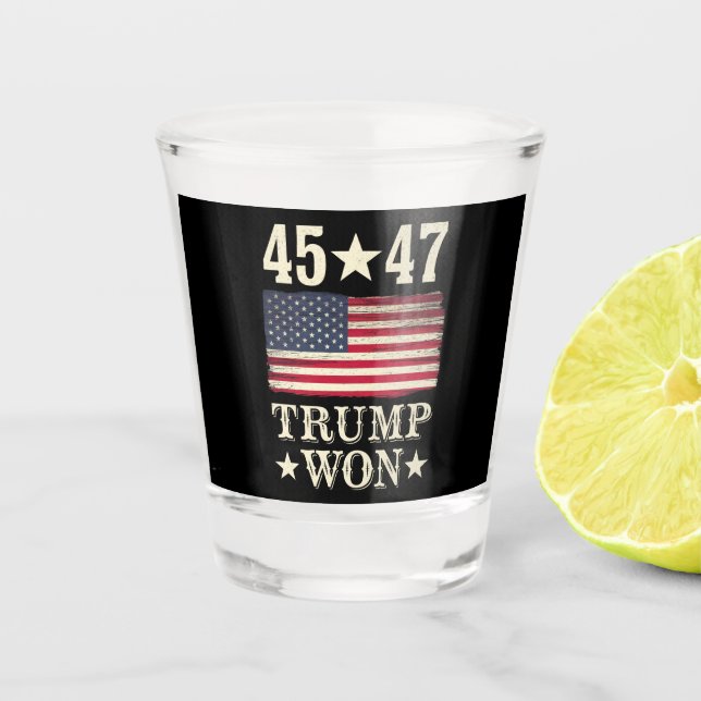 Trump gewann 2024 45 47. US-Präsident Flagge Schnapsglas (Vorderseite)