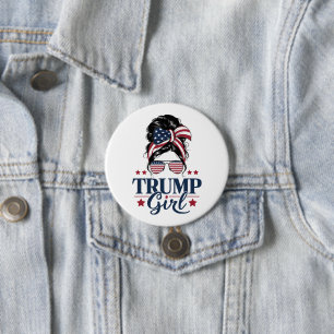 Trump Girl Messy Bun Trump 2024 Wahl Amerikaner Button