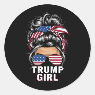 Trump Girl Messy Bun USA Flag Trump Wahl 2024 Runder Aufkleber