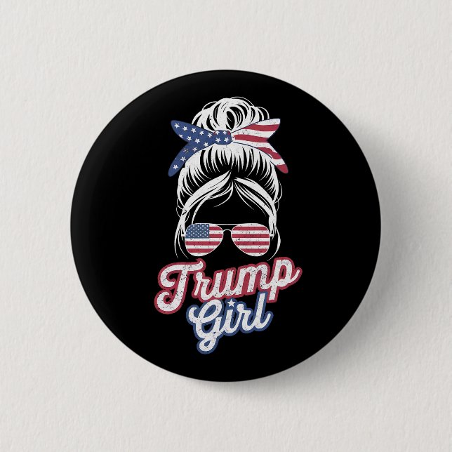 Trump Girl Messy Bun Vintag amerikanische Flagge Button (Vorderseite)