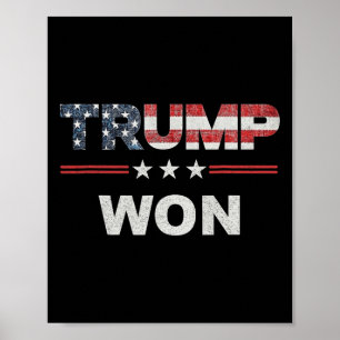 Trump hat am 4. Juli die amerikanische Flagge gewo Poster