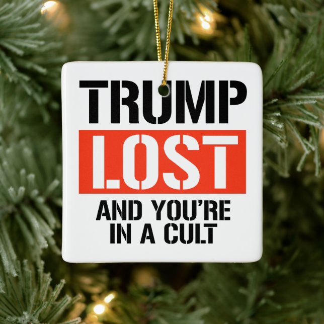 Trump hat verloren und du bist in einem Kult Keramikornament (Baum)