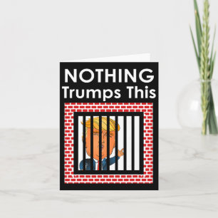 Trump hört auf, so zu tun, als wäre der Patriotism Karte