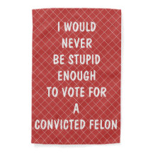 TRUMP IST FASZISMUS UND VERURTEILT FELON