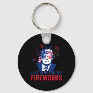 Trump ist hier nur für das Feuerwerk Lustiger 4. J Schlüsselanhänger
