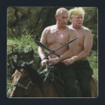 TRUMP LIEBEN PUTIN QUADRATISCHE WANDUHR<br><div class="desc">TRUMP PUTIN 2016. UNGLAUBLICH WITZIG POLITISCHE KAFFEE-TASSE. #NEVERTRUMP PUTIN'S RUSSLAND. MUELLER BERICHT. IMPETIEREN SIE TRUMP. POLITISCHER HUMOR. FREUNDE.</div>