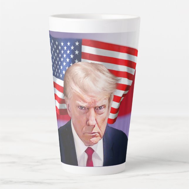 Trump: Offizielle Tasse mit amerikanischer Flagge  (Vorderseite)