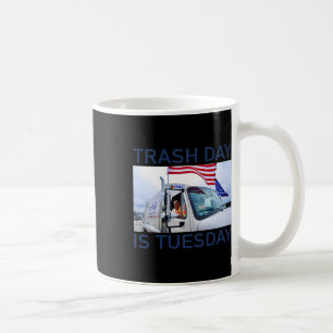 Trump trotzt Trump 2024 Vintag Garbyge für Trump Kaffeetasse