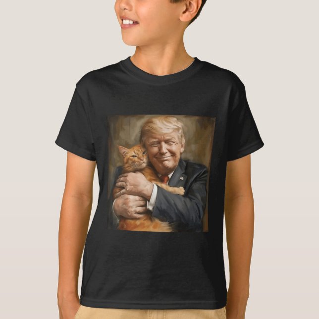 Trump umarmt eine orange Katze 2024 T-Shirt (Vorderseite)