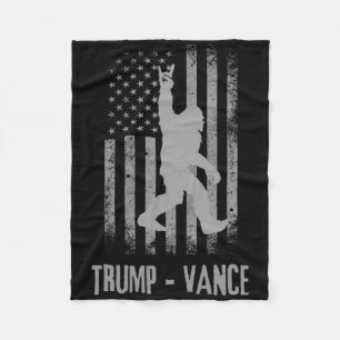 Trump Vance Patriotischer Bigfoot Fleecedecke