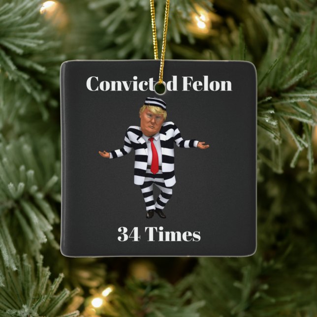 Trump verurteilte Felon-Keramik-Ornament Keramikornament (Baum)