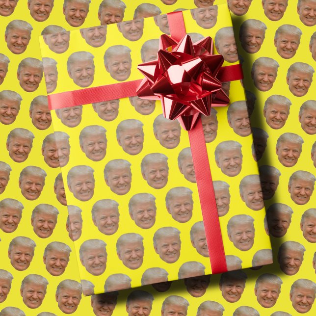 Trump wird 2024 mit einem Geschenk für Trump konfr Geschenkpapier (Von Creator hochgeladen)