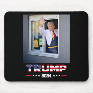 Trump Works Drive-thru Trump serviert Pommes Frite Mousepad