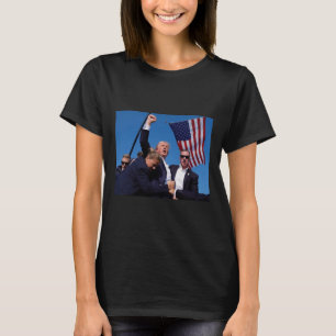 Trumps Angriff auf Trump im Kampf für Amerika - Tr T-Shirt