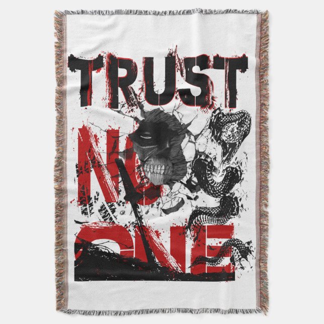 trust No One Decke (Vorderseite Vertikal)