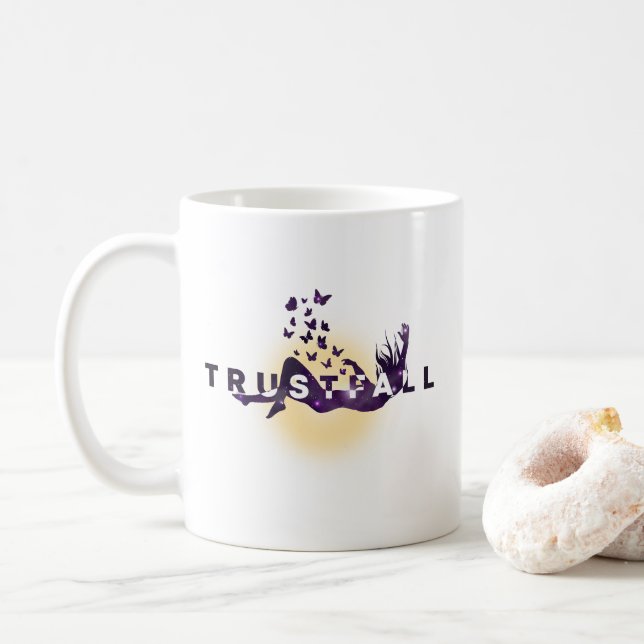 Trustfall | Klassische Tasse #11 (Mit Donut)