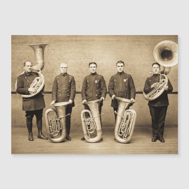Tuba Cops Vintage Police Brass Band (Sepia) Magnetkarte (Vorderseite)