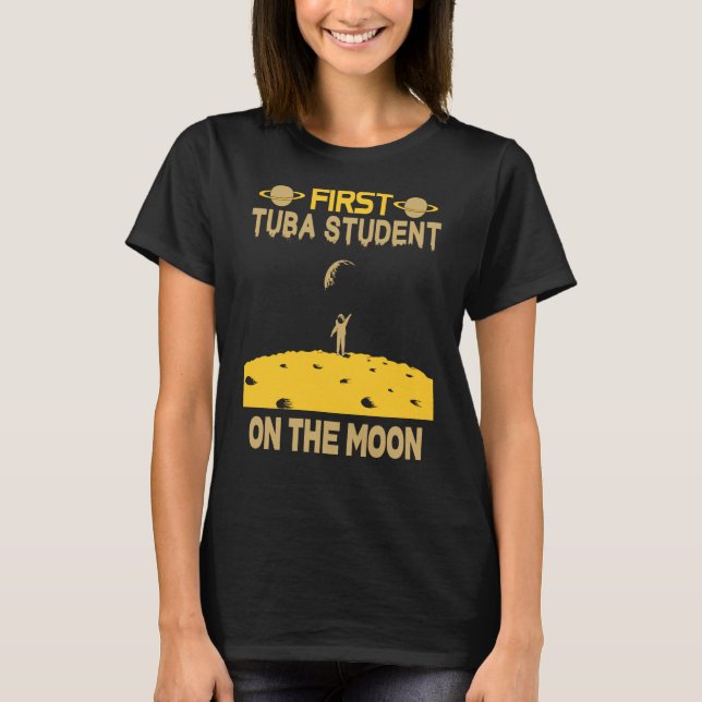 Tuba-Schüler auf dem Mond T-Shirt (Vorderseite)