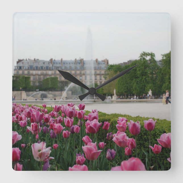 Tuileries Garden in Blüte Quadratische Wanduhr (Vorderseite)