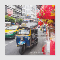 Tuk Tuk auf der Yaowarat Road in Chinatown