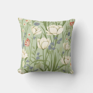 Tulip Meadow in Sage Green Kissen