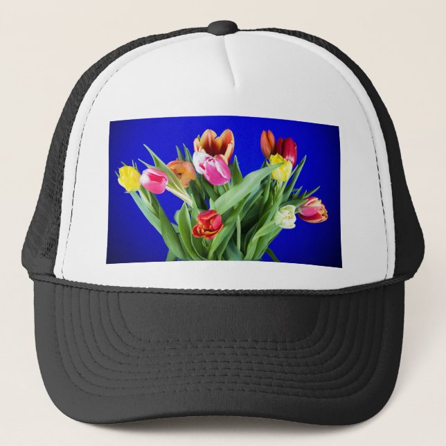 Tulips on Blue Truckerkappe (Vorderseite)