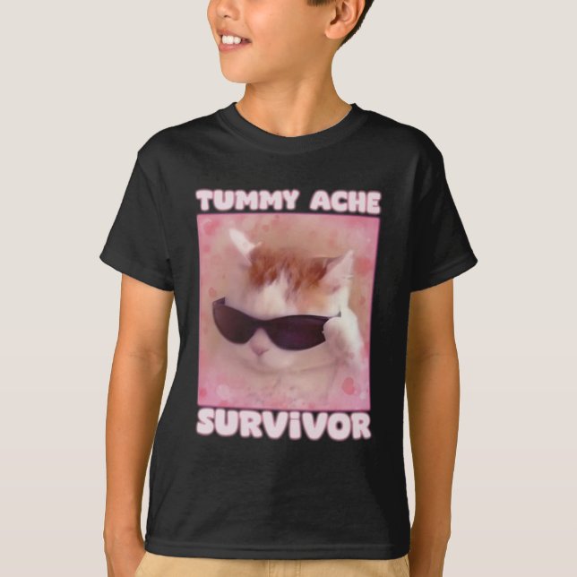Tummy Ache Survivor Cat Funny T-Shirt (Vorderseite)