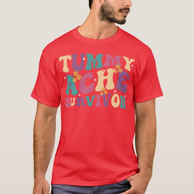 Tummy Ache Survivor Retro 70s family T-Shirt (Vorderseite)
