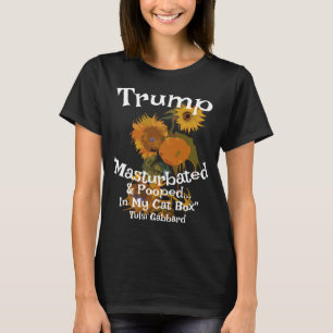Tump hat sich in Schublade für Socken masturbiert  T-Shirt