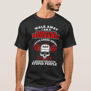 Tuning-Autoliebhaber repariert Autos Mechaniker-De T-Shirt