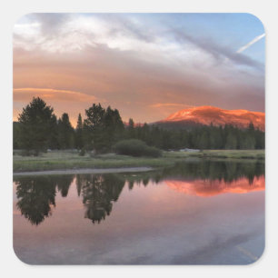 Tuolumne Meadows Sunset - Yosemite John Muir Trail Quadratischer Aufkleber