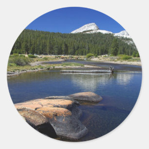 Tuolumne Meadows Yosemite Streams Runder Aufkleber