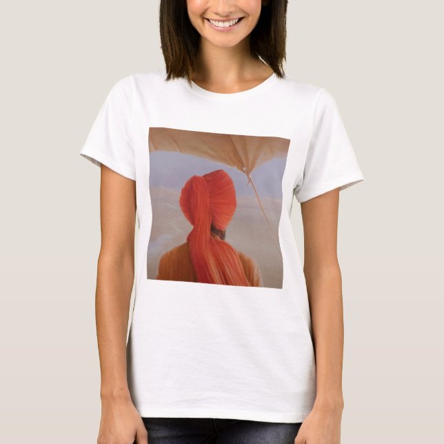 Turbaned backview mit dem Tenting T-Shirt (Vorderseite)