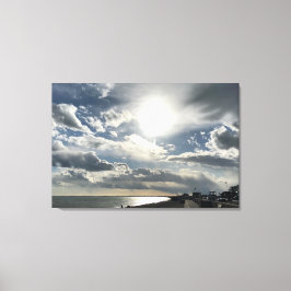 Turbulente Himmel über Hythe Bay Kent. Leinwanddruck