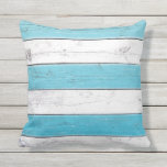 Türkis und weiß gestreiftes Außenkissen Kissen<br><div class="desc">Dieses niedliche, türkisfarbene und weiße Kissen im Freien ist mit einem Holzschild dekoriert und ist somit ein tolles Strandhaus, Poolhaus, Hütte, Deck, Patio oder Poolzubehör.</div>