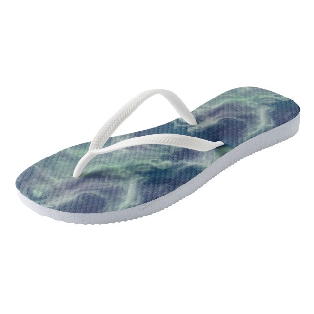 Türkisblau Marmor Swirl Abstrakt Flip Flops (Schrägansicht)