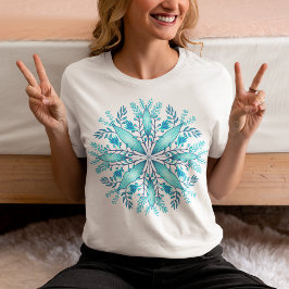 Türkisblaue Winterschneeflocke Blume T-Shirt