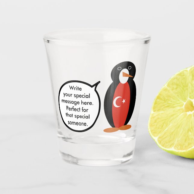 Türkische Flagge Vortrag von Frau Pinguin Shot Gla Schnapsglas (Vorderseite)