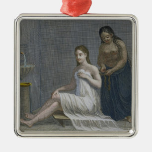 Türkisches Mädchen, ihr Haar flechten lassend in Ornament Aus Metall