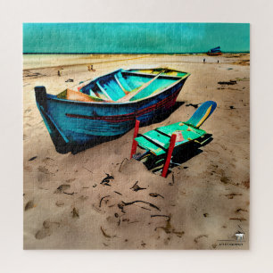 Türkises Boot an einem sandigen Strand Puzzle