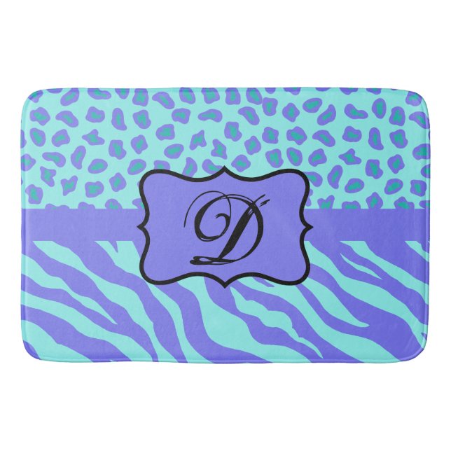 Türkisfarbene Lavender Zebra Leopard Hautmonogramm Badematte (Vorderseite)
